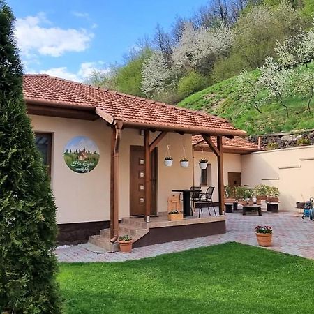 Hos-Cegledi Vendeghaz Miskolc -Oenallo Otthon, Mely Csak Az Oenoeke Dış mekan fotoğraf