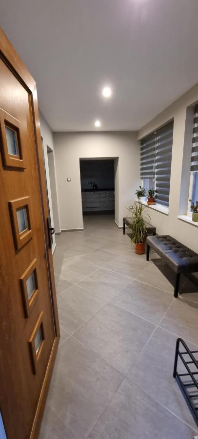 Hos-Cegledi Vendeghaz Miskolc -Oenallo Otthon, Mely Csak Az Oenoeke Dış mekan fotoğraf