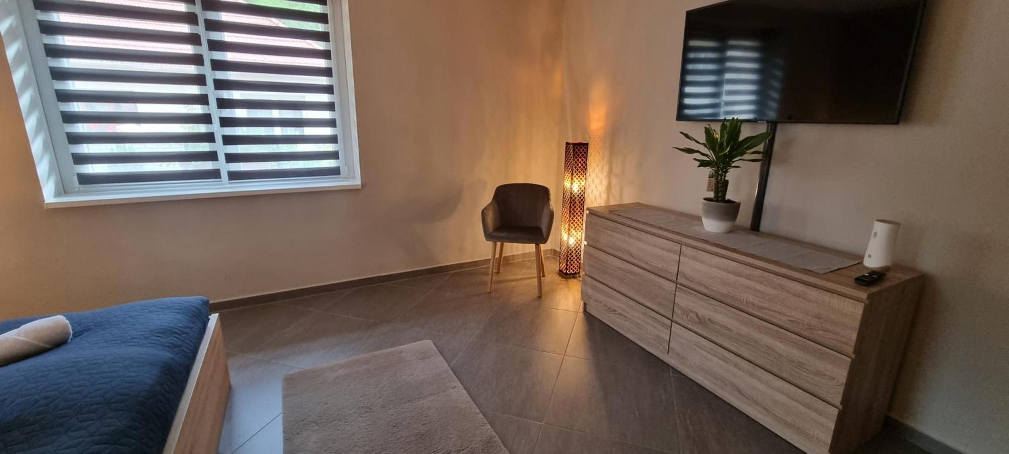 Hos-Cegledi Vendeghaz Miskolc -Oenallo Otthon, Mely Csak Az Oenoeke Dış mekan fotoğraf